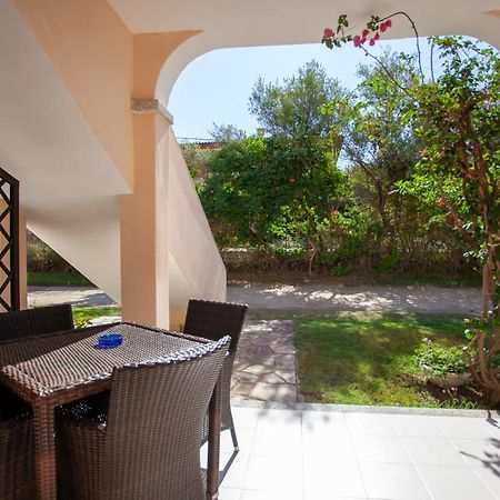 Appartamento Brezza Marina Budoni Exterior foto