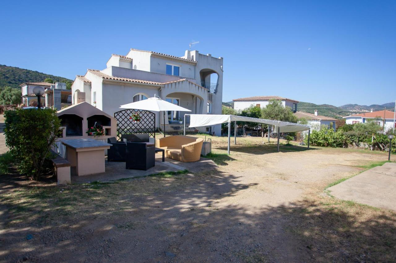 Appartamento Brezza Marina Budoni Exterior foto